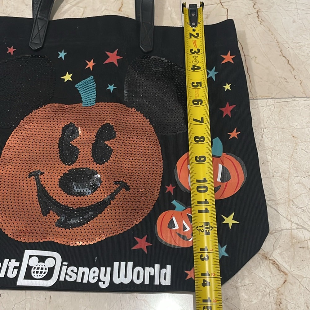 Walt Disney world Halloween tote bag with sequined Mickey pumpkin - Picture 9 of 9
